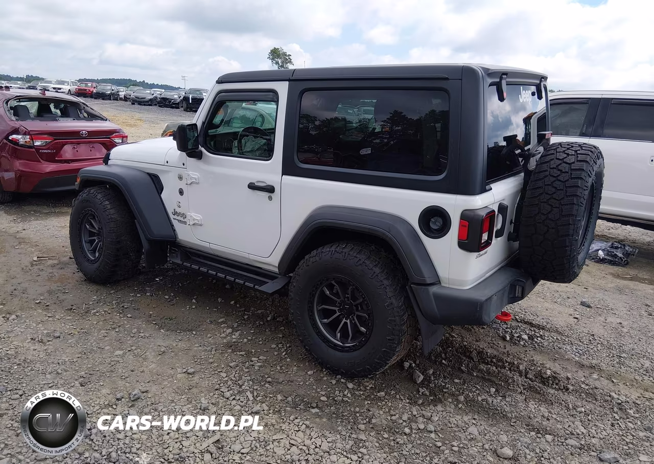 2020 Jeep Wrangler Sport S 4X4 VIN:1C4GJXANXLW347108 - 3