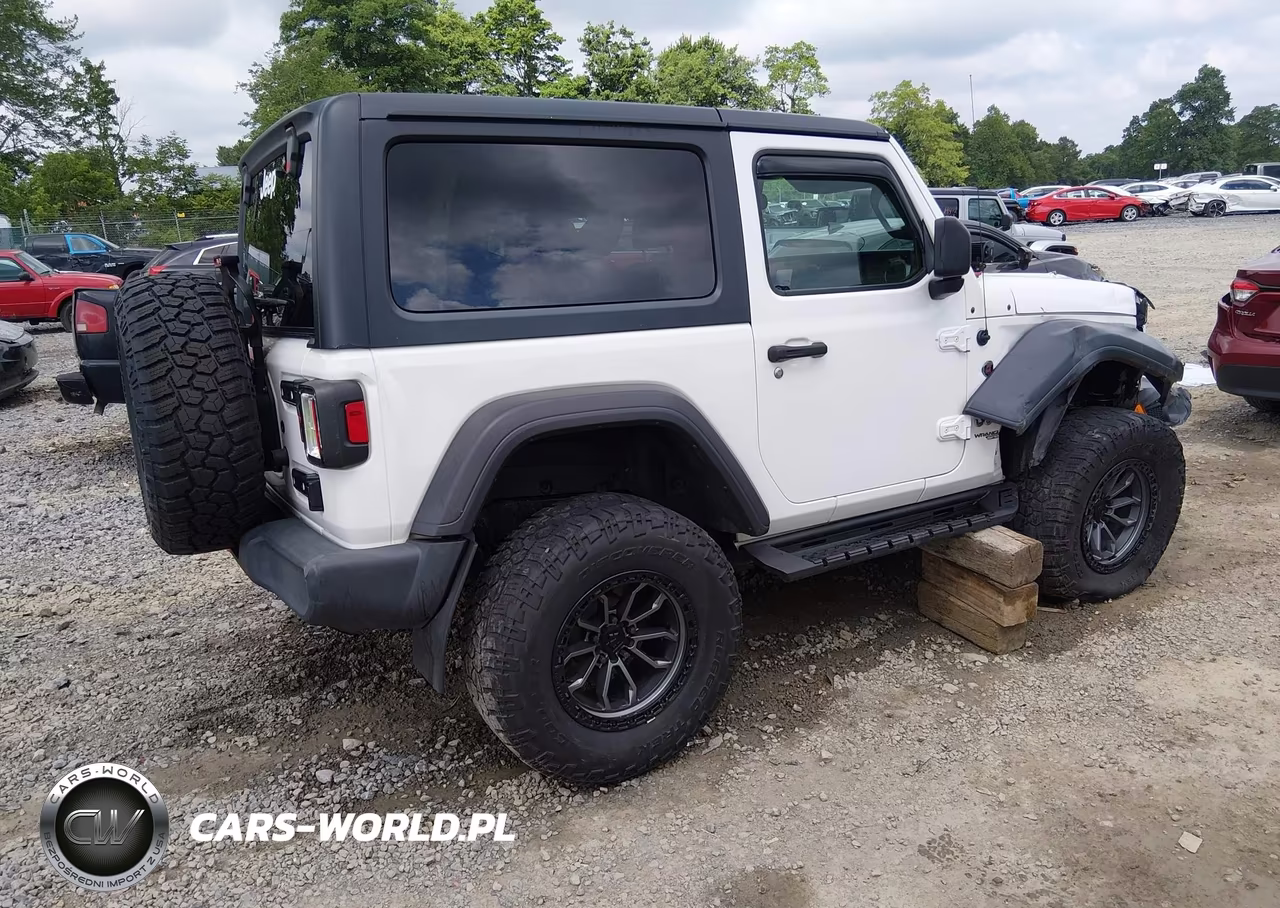 2020 Jeep Wrangler Sport S 4X4 VIN:1C4GJXANXLW347108 - 4