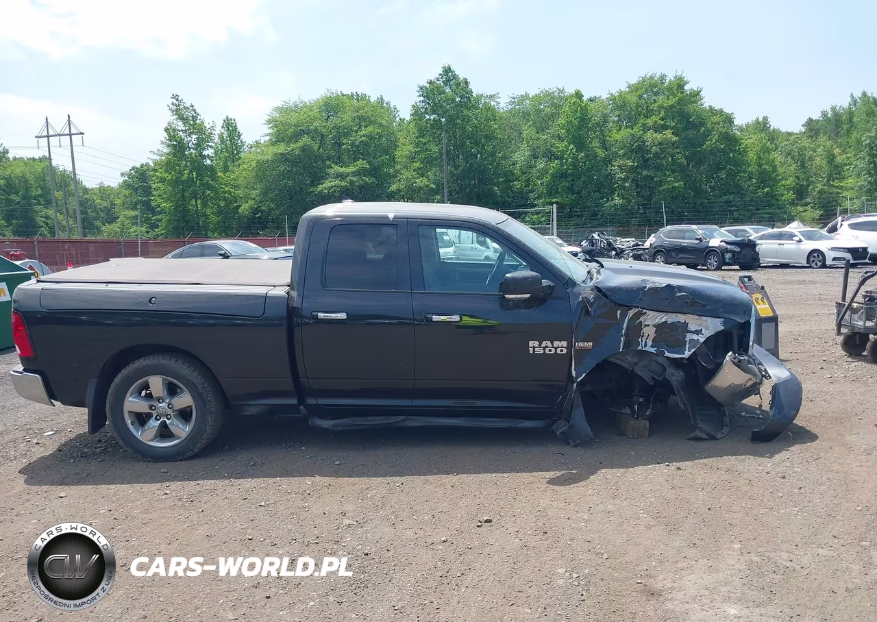 2015 Ram 1500 Big Horn VIN:1C6RR7GT1FS698323 - 13