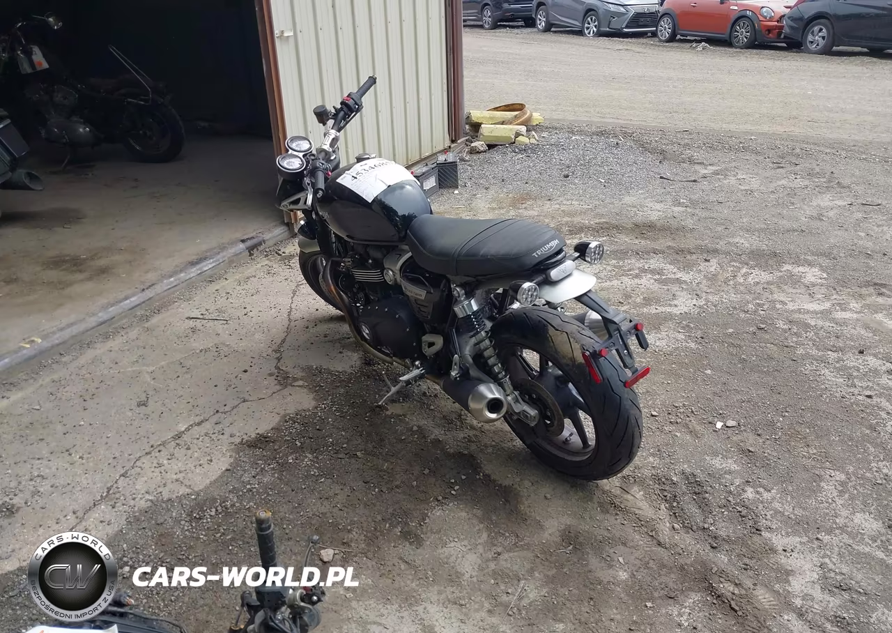 2021 Triumph Motorcycle Speed Twin VIN:SMTD54HF7MTAD9191 - 3
