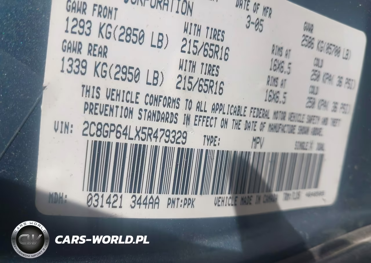 2005 Chrysler Town & Country Limited VIN:2C8GP64LX5R479329 - 9