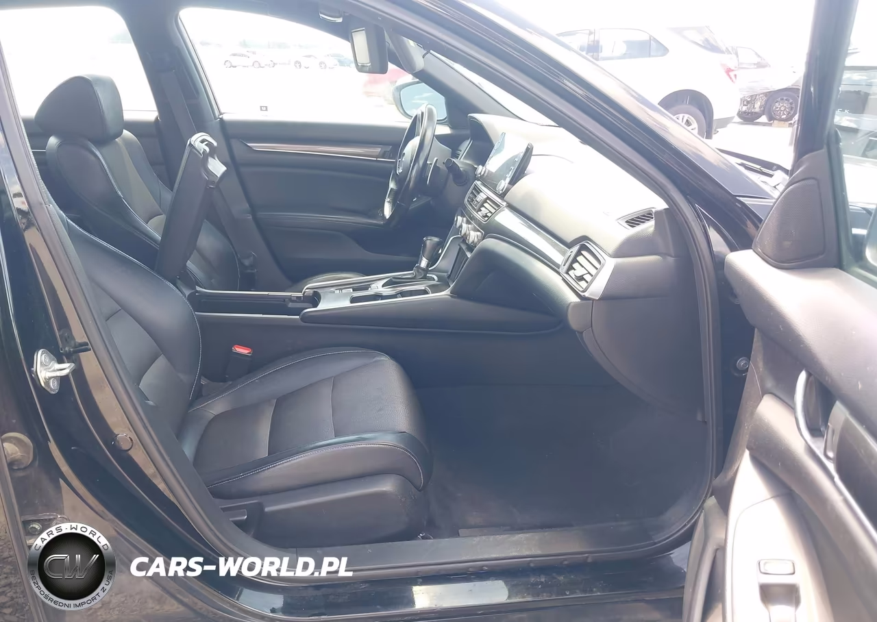 2018 Honda Accord Sport VIN:1HGCV1F33JA025669 - 5