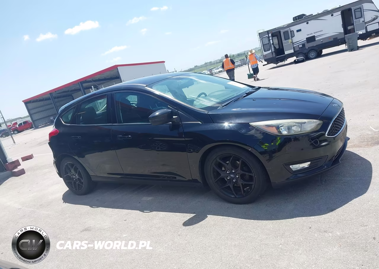 2016 Ford Focus Se VIN:1FADP3K24GL275432 - 13