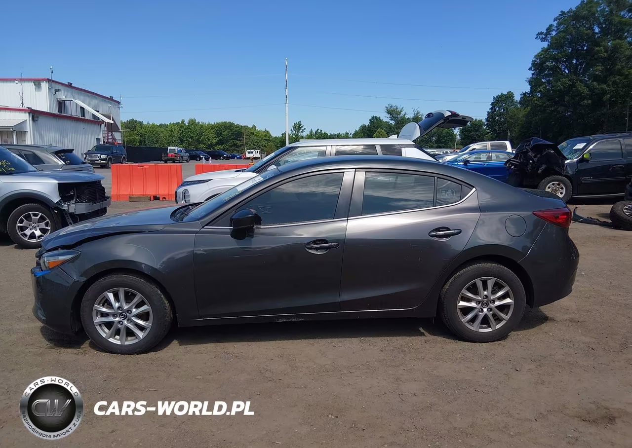 2018 Mazda Mazda3 Sport VIN:3MZBN1U78JM241839 - 14