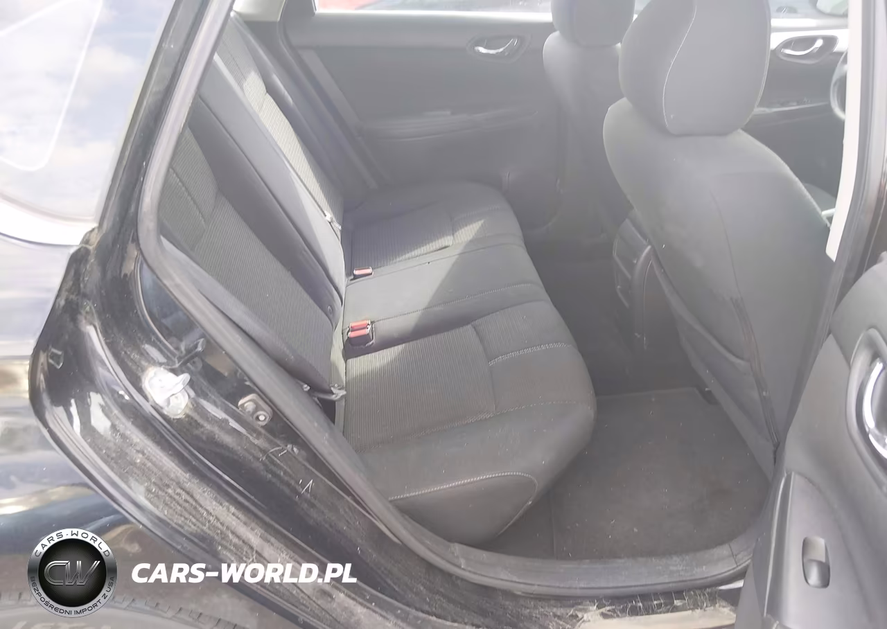 2018 Nissan Sentra S VIN:3N1AB7AP2JY224240 - 8