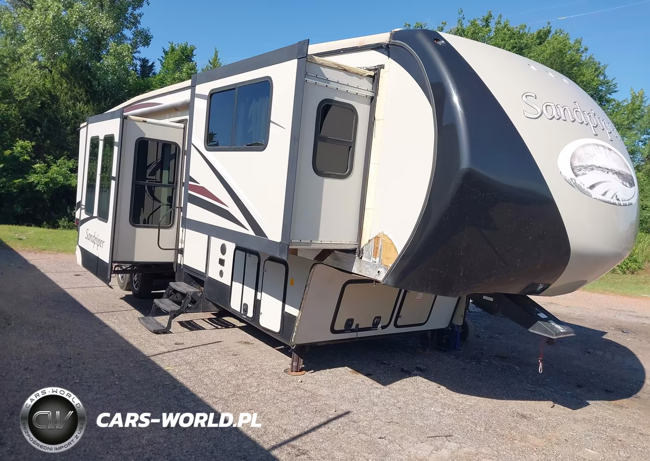 2016 Forest River Sandpiper 377Flik