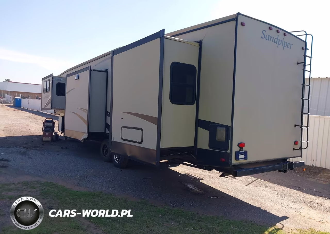 2016 Forest River Sandpiper 377Flik VIN:4X4FSAP21GJ032391 - 3