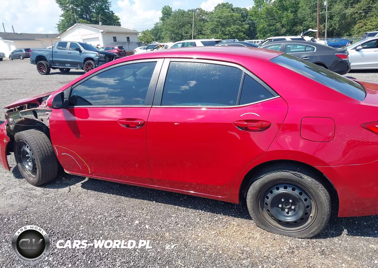 2015 Toyota Corolla Le VIN:2T1BURHE7FC345834 - 14