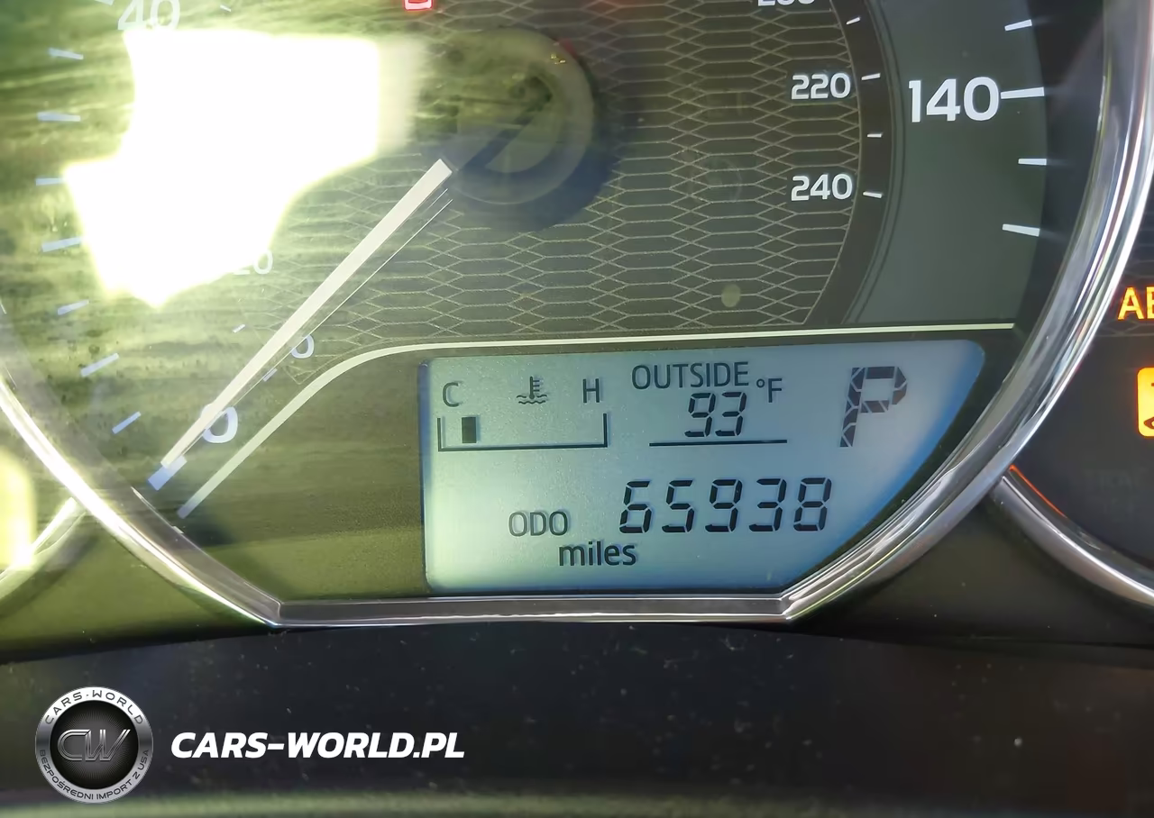 2015 Toyota Corolla Le VIN:2T1BURHE7FC345834 - 15