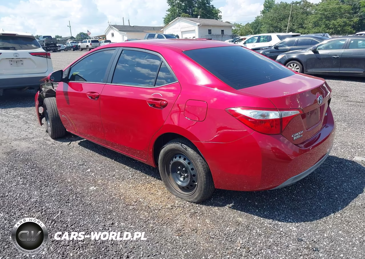 2015 Toyota Corolla Le VIN:2T1BURHE7FC345834 - 3