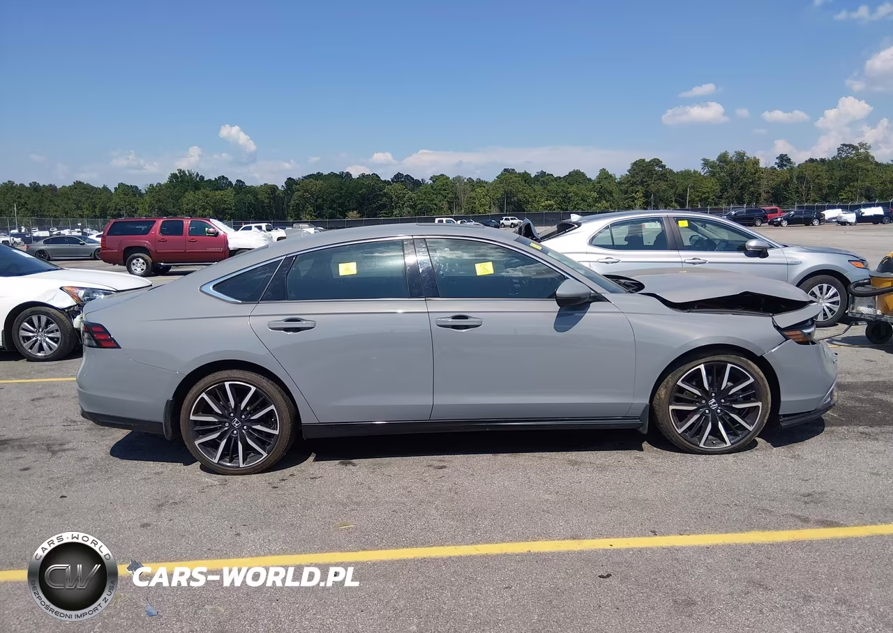 2024 Honda Accord Hybrid Touring VIN:1HGCY2F81RA033029 - 13