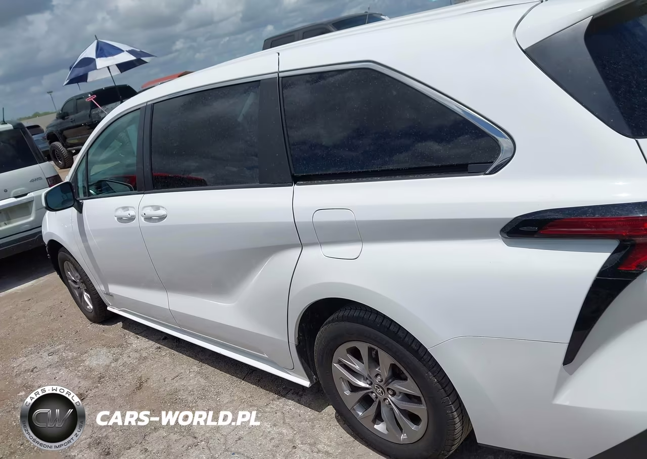 2021 Toyota Sienna Le VIN:5TDKRKEC2MS028723 - 14