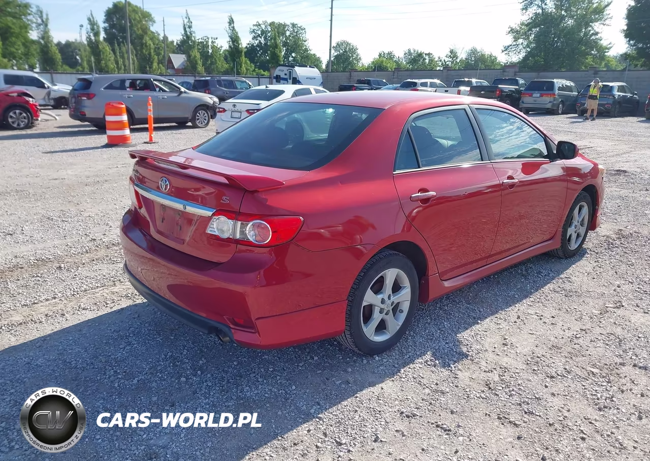 2013 Toyota Corolla S VIN:5YFBU4EE4DP128875 - 4