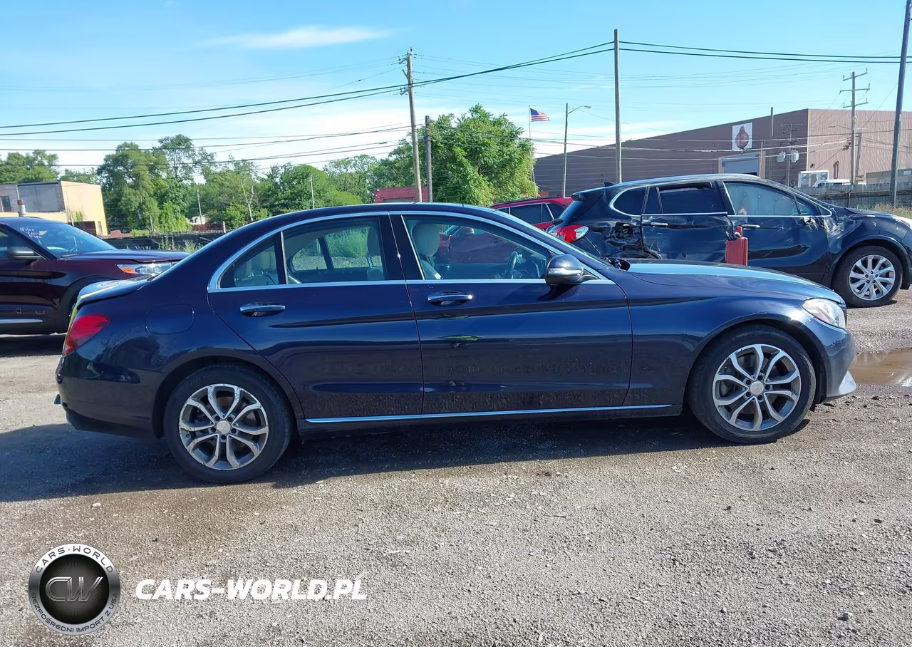 2016 Mercedes-Benz C 300 4Matic VIN:55SWF4KB4GU108484 - 13