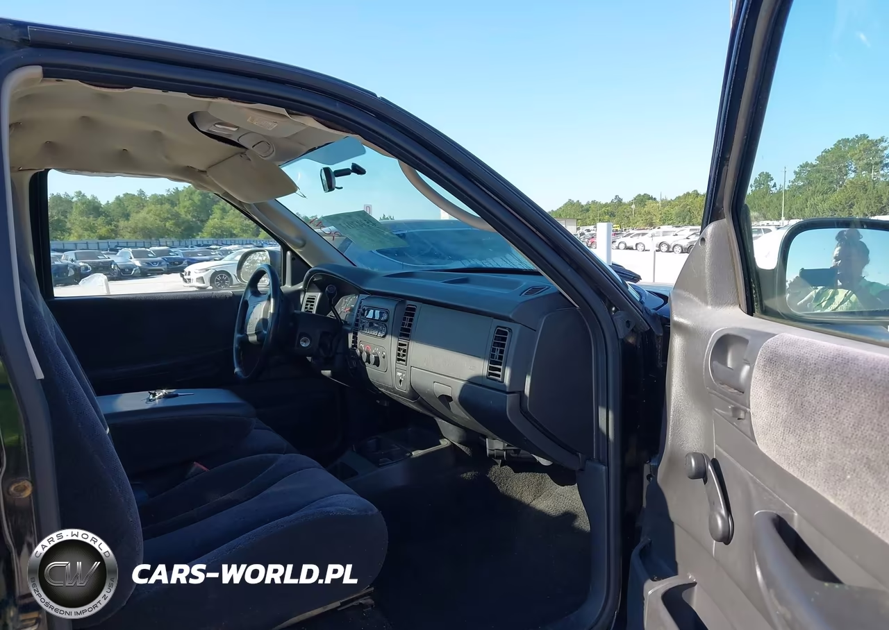 2003 Dodge Dakota Sport VIN:1D7GG36N33S133011 - 5