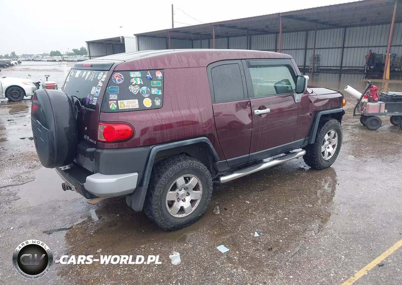 2007 Toyota Fj Cruiser VIN:JTEBU11F770073572 - 4