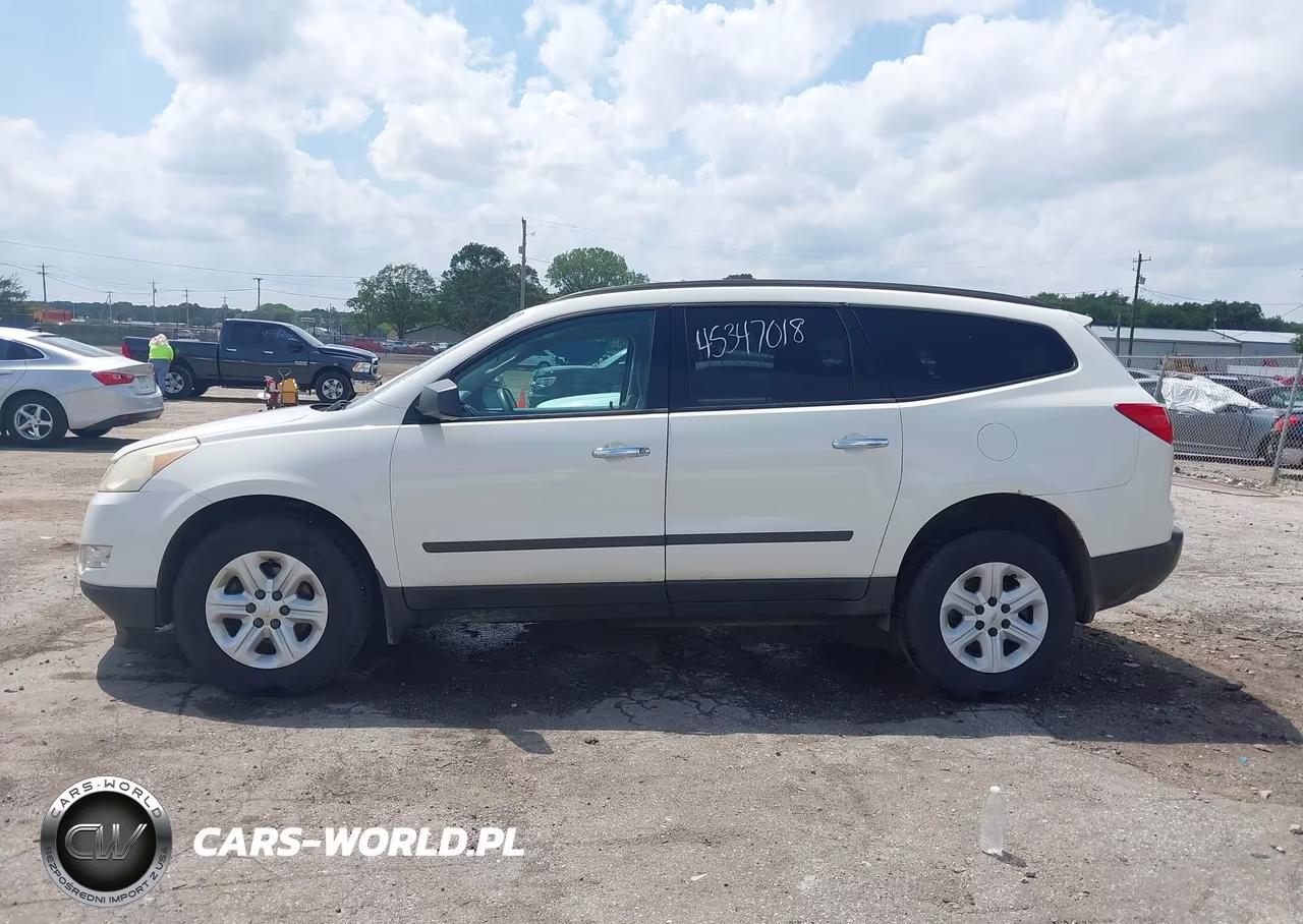 2011 Chevrolet Traverse Ls VIN:1GNKREED8BJ199231 - 14