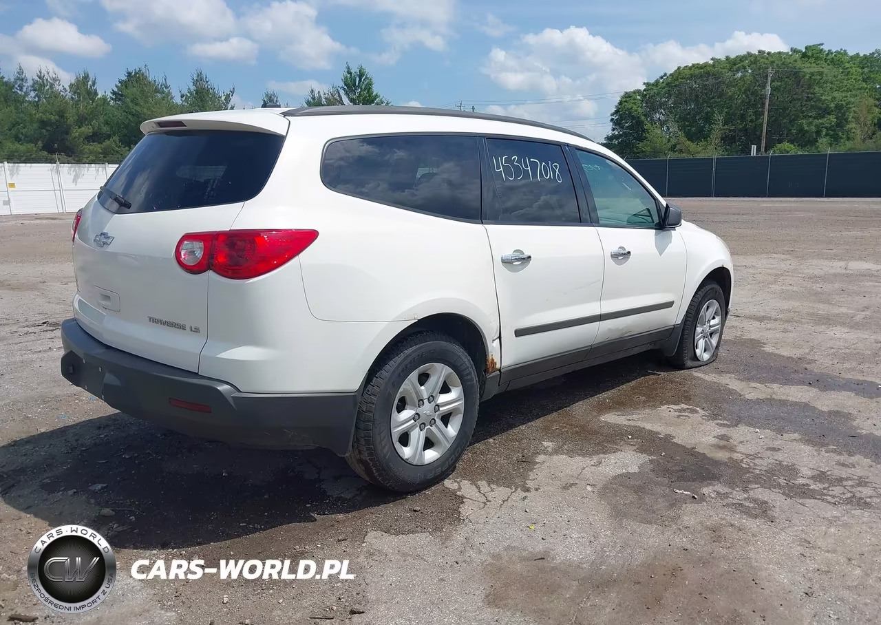 2011 Chevrolet Traverse Ls VIN:1GNKREED8BJ199231 - 4