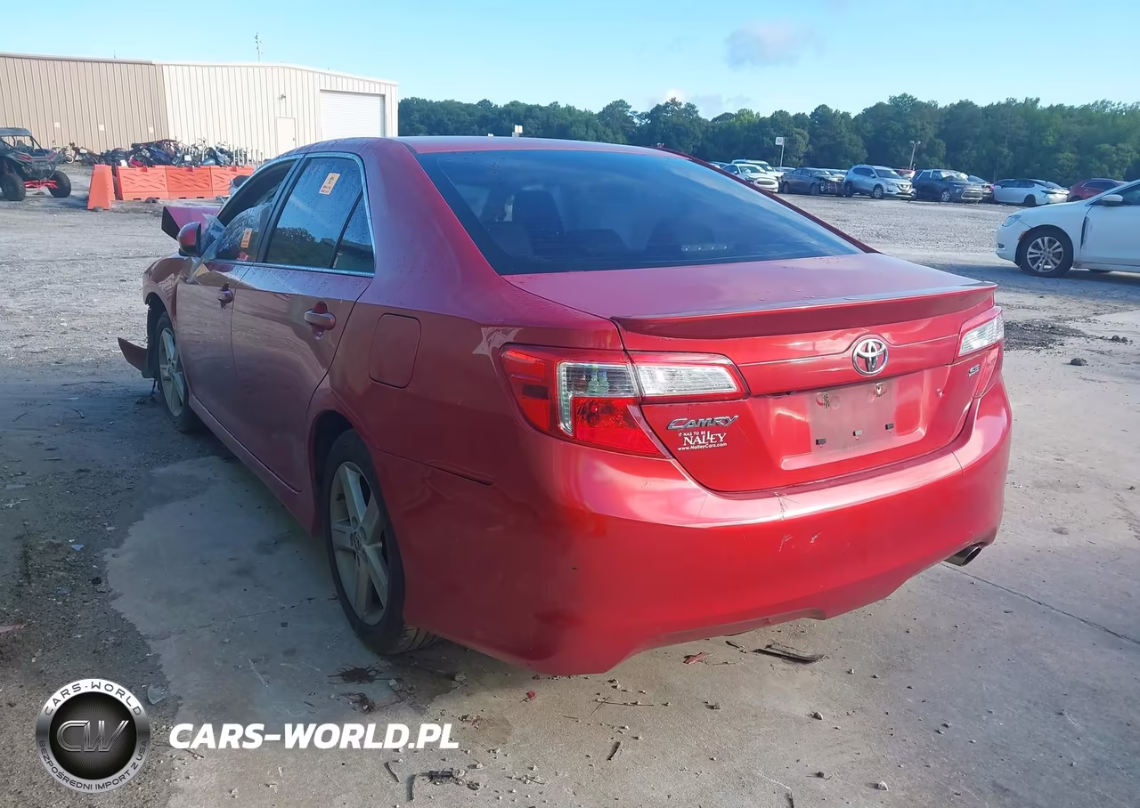 2014 Toyota Camry Se VIN:4T1BF1FK7EU822750 - 3