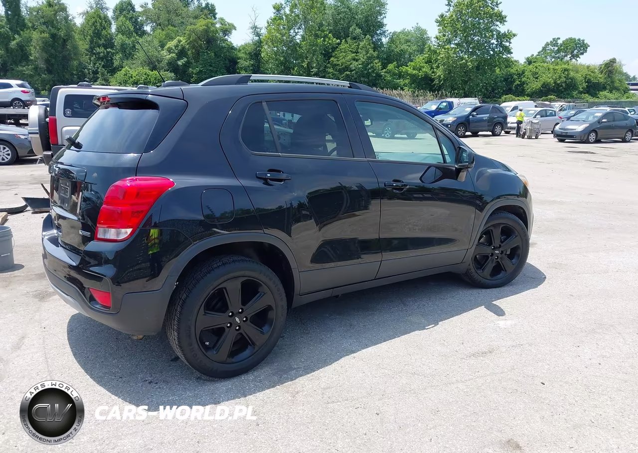 2018 Chevrolet Trax Premier VIN:KL7CJMSB3JB519806 - 4