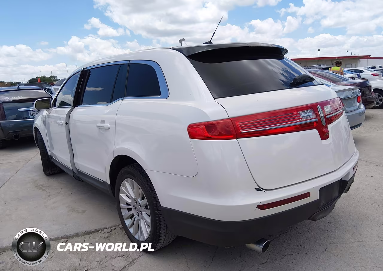 2011 Lincoln Mkt VIN:2LMHJ5FR5BBJ51792 - 3