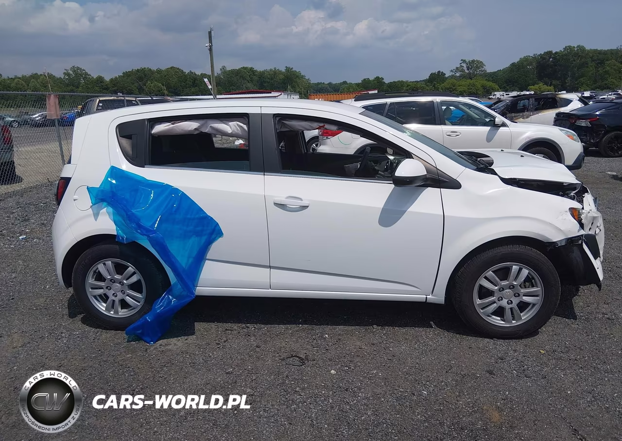 2016 Chevrolet Sonic Lt Auto VIN:1G1JC6SH2G4160233 - 13