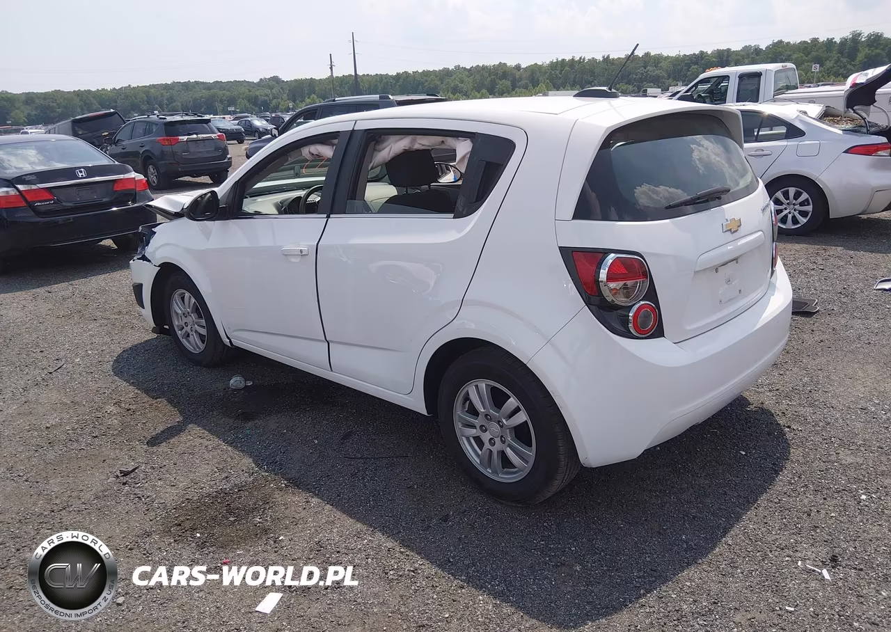 2016 Chevrolet Sonic Lt Auto VIN:1G1JC6SH2G4160233 - 3
