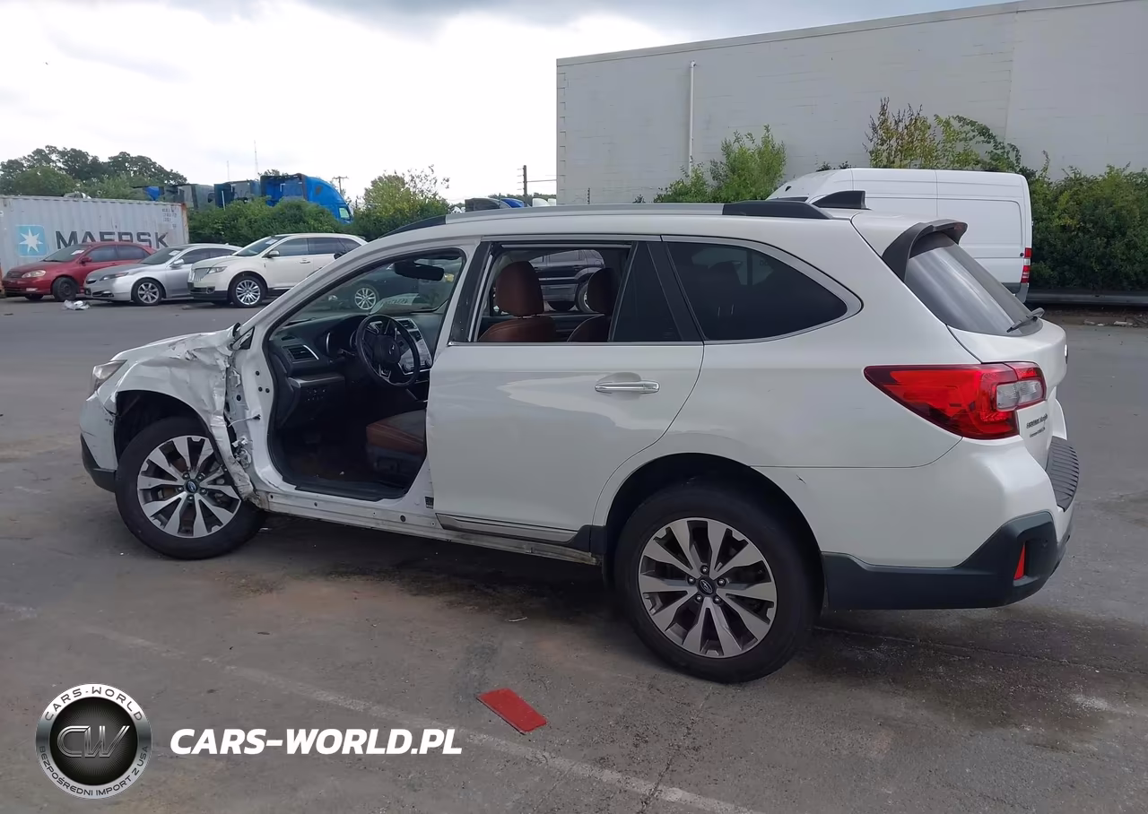2019 Subaru Outback 3.6R Touring VIN:4S4BSETC9K3296543 - 13