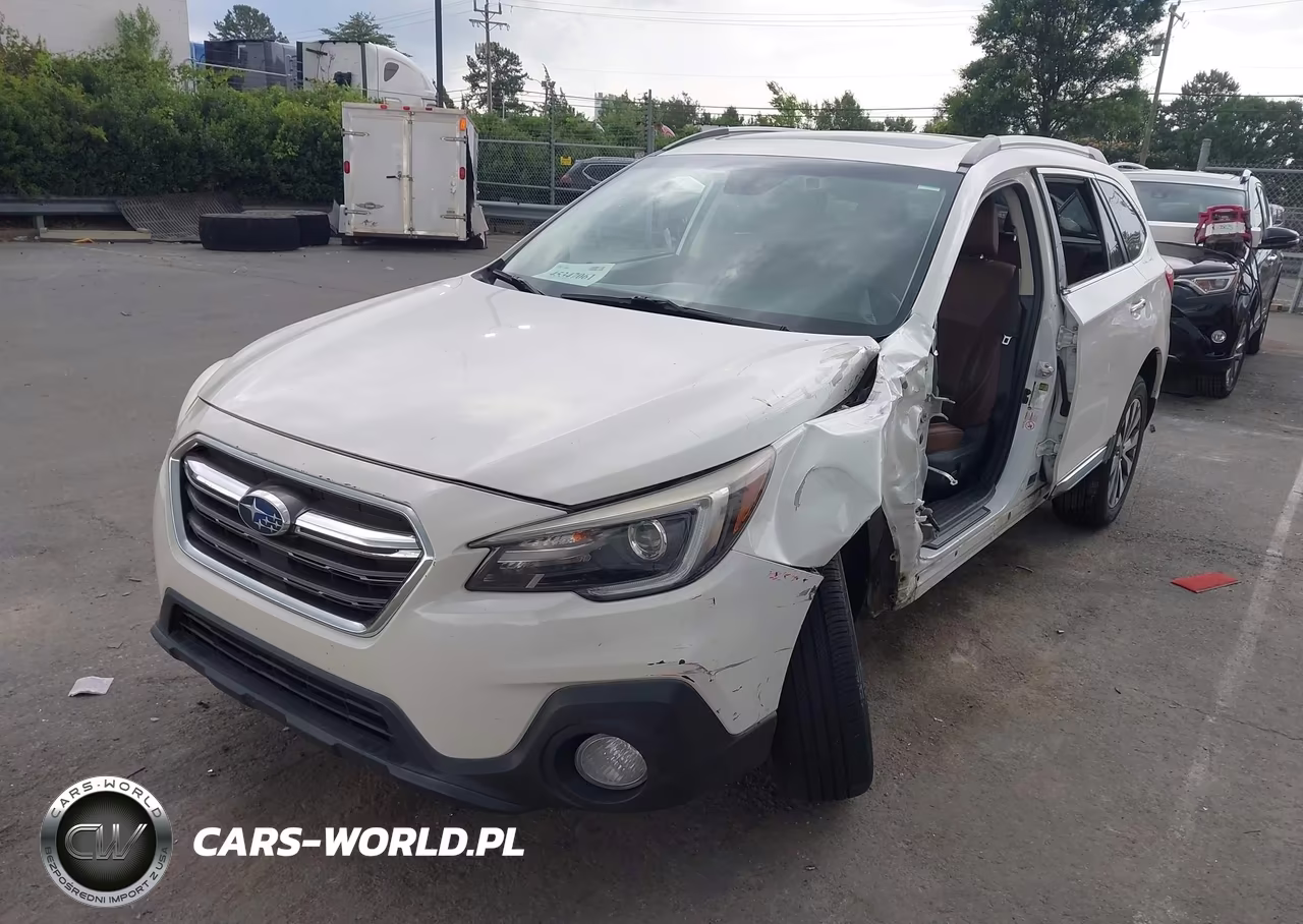 2019 Subaru Outback 3.6R Touring VIN:4S4BSETC9K3296543 - 2