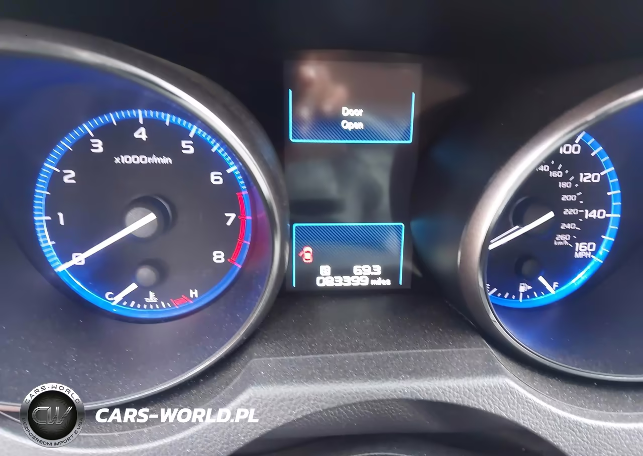 2019 Subaru Outback 3.6R Touring VIN:4S4BSETC9K3296543 - 7