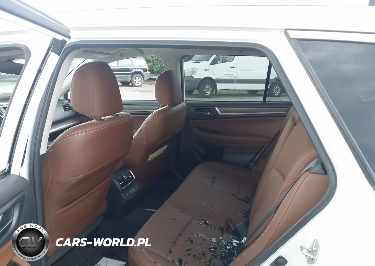 2019 Subaru Outback 3.6R Touring VIN:4S4BSETC9K3296543 - 8
