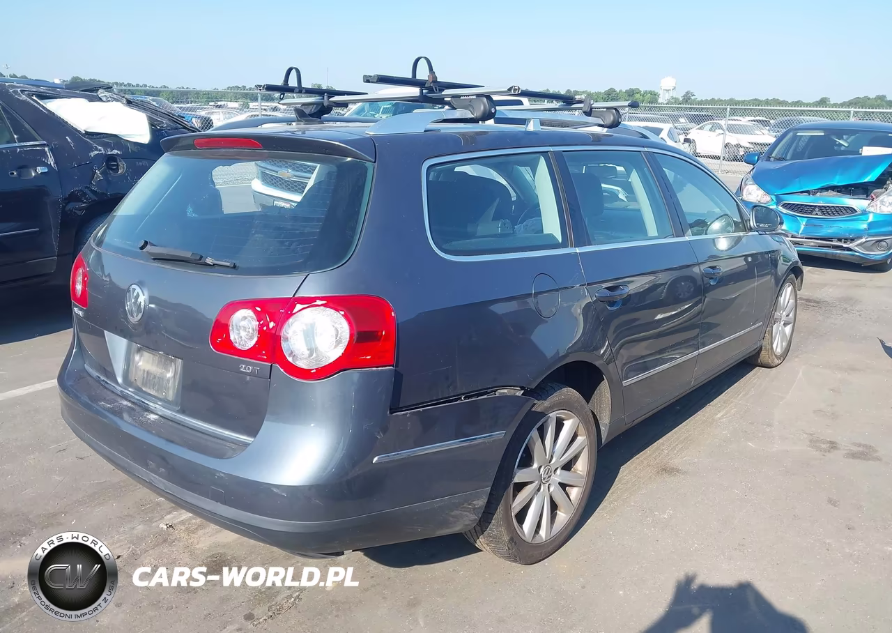 2010 Volkswagen Passat Komfort VIN:WVWXM7AN5AE075030 - 4