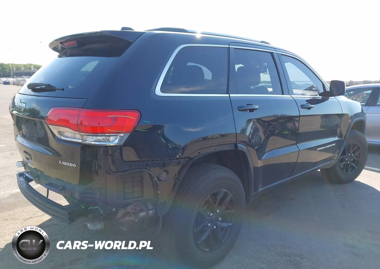 2015 Jeep Grand Cherokee Laredo VIN:1C4RJFAG5FC166475 - 4