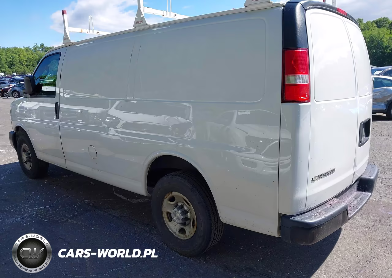 2017 Chevrolet Express 2500 Work Van VIN:1GCWGAFF7H1314239 - 3