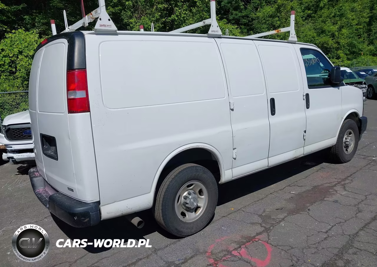 2017 Chevrolet Express 2500 Work Van VIN:1GCWGAFF7H1314239 - 4