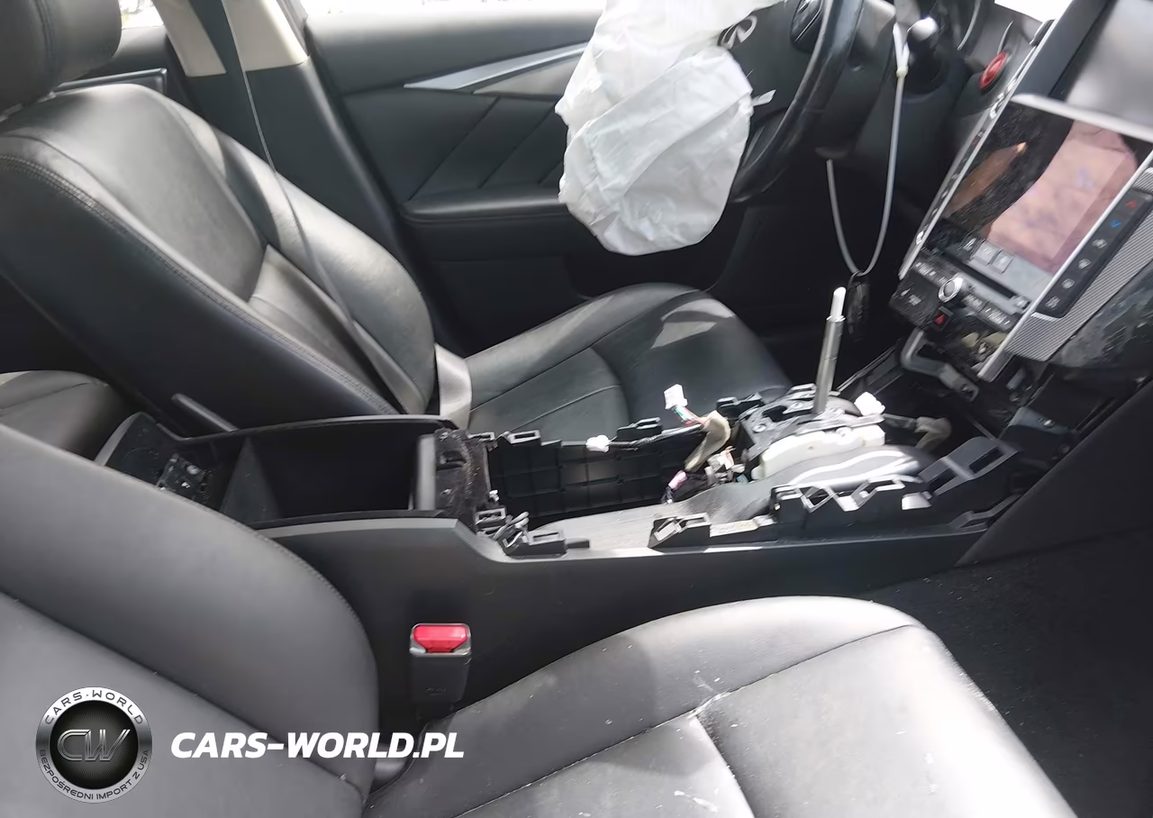 2015 Infiniti Q50 Premium VIN:JN1BV7AR3FM423093 - 5