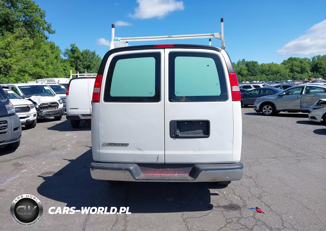 2019 Chevrolet Express 2500 Work Van VIN:1GCWGAFP2K1280436 - 16