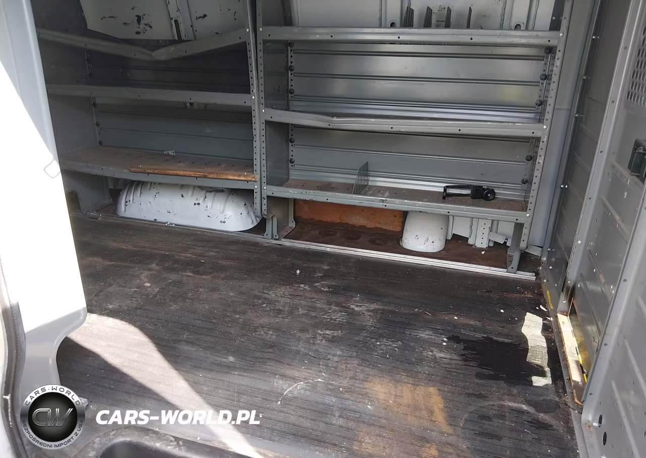 2019 Chevrolet Express 2500 Work Van VIN:1GCWGAFP2K1280436 - 8