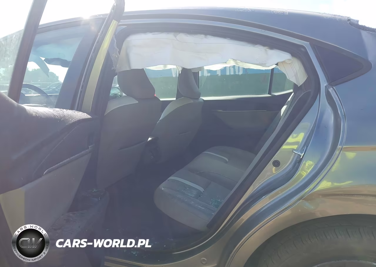 2025 Toyota Camry Se VIN:4T1DAACK5SU646384 - 8