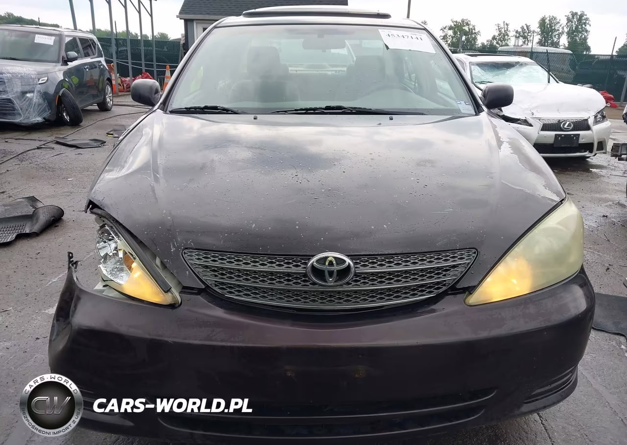 2004 Toyota Camry Le VIN:4T1BE32K14U847114 - 12