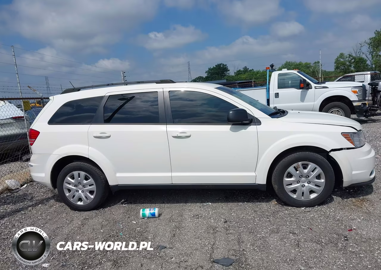 2018 Dodge Journey Se VIN:3C4PDCAB1JT363982 - 13