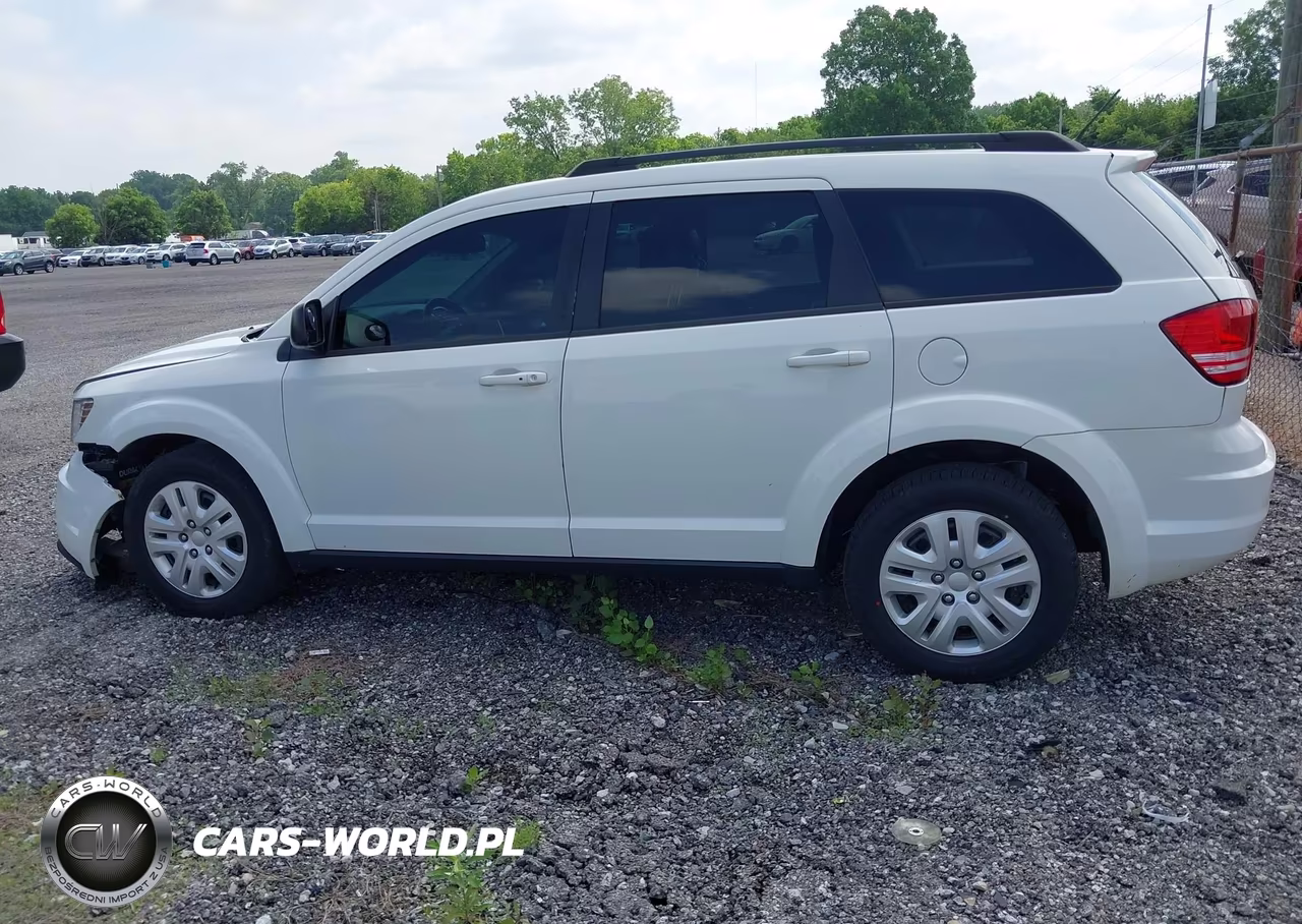 2018 Dodge Journey Se VIN:3C4PDCAB1JT363982 - 14