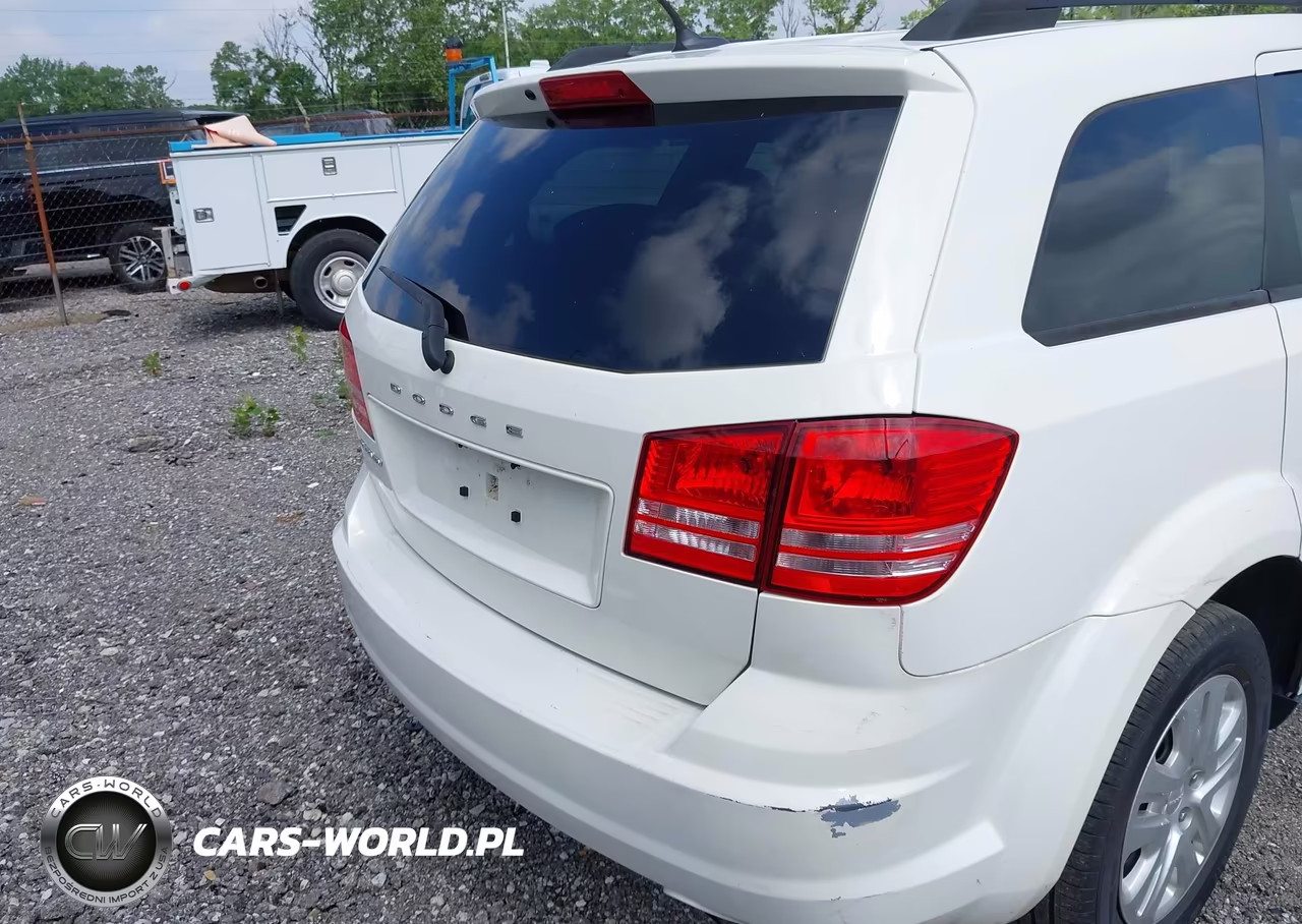 2018 Dodge Journey Se VIN:3C4PDCAB1JT363982 - 16