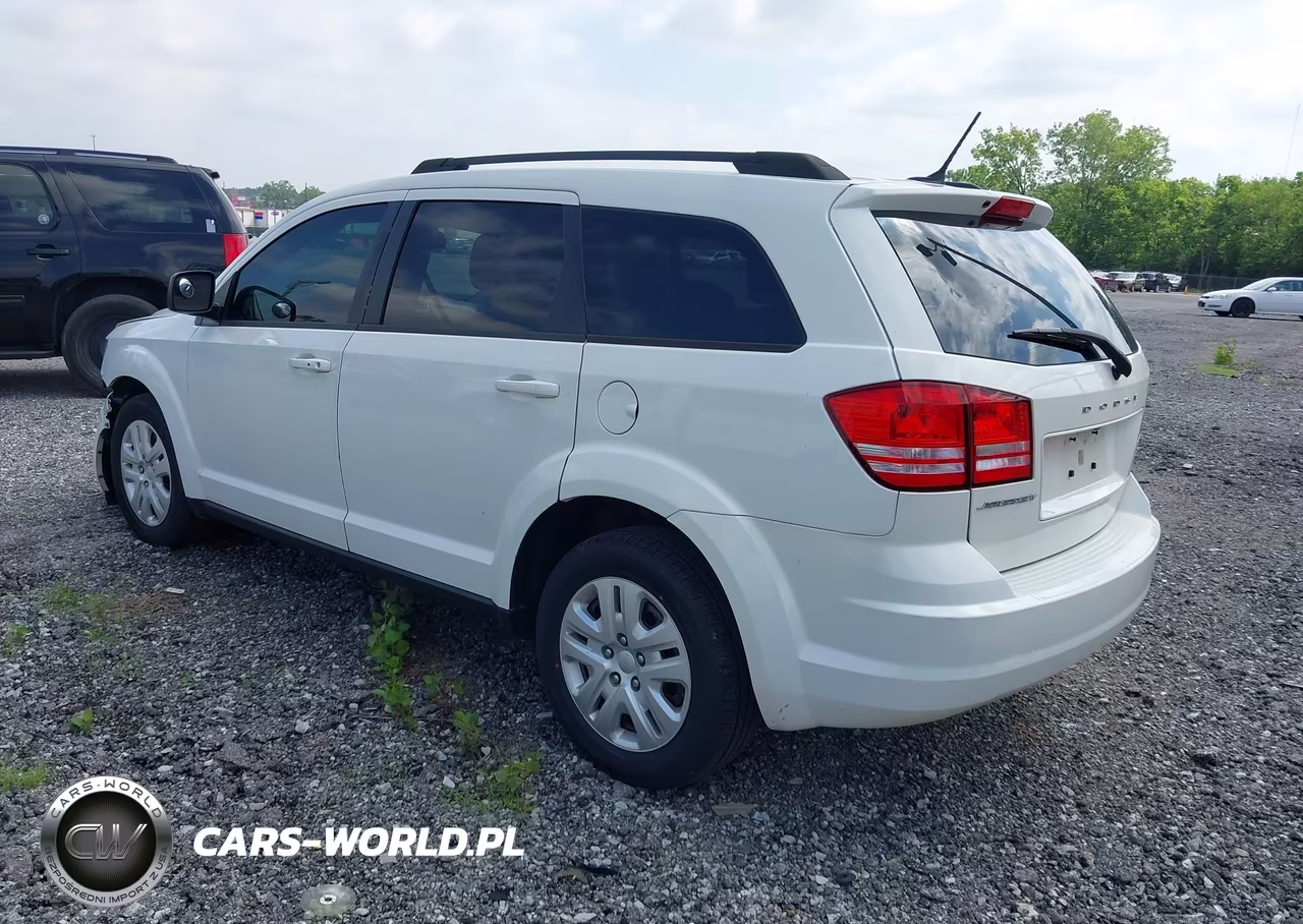 2018 Dodge Journey Se VIN:3C4PDCAB1JT363982 - 3