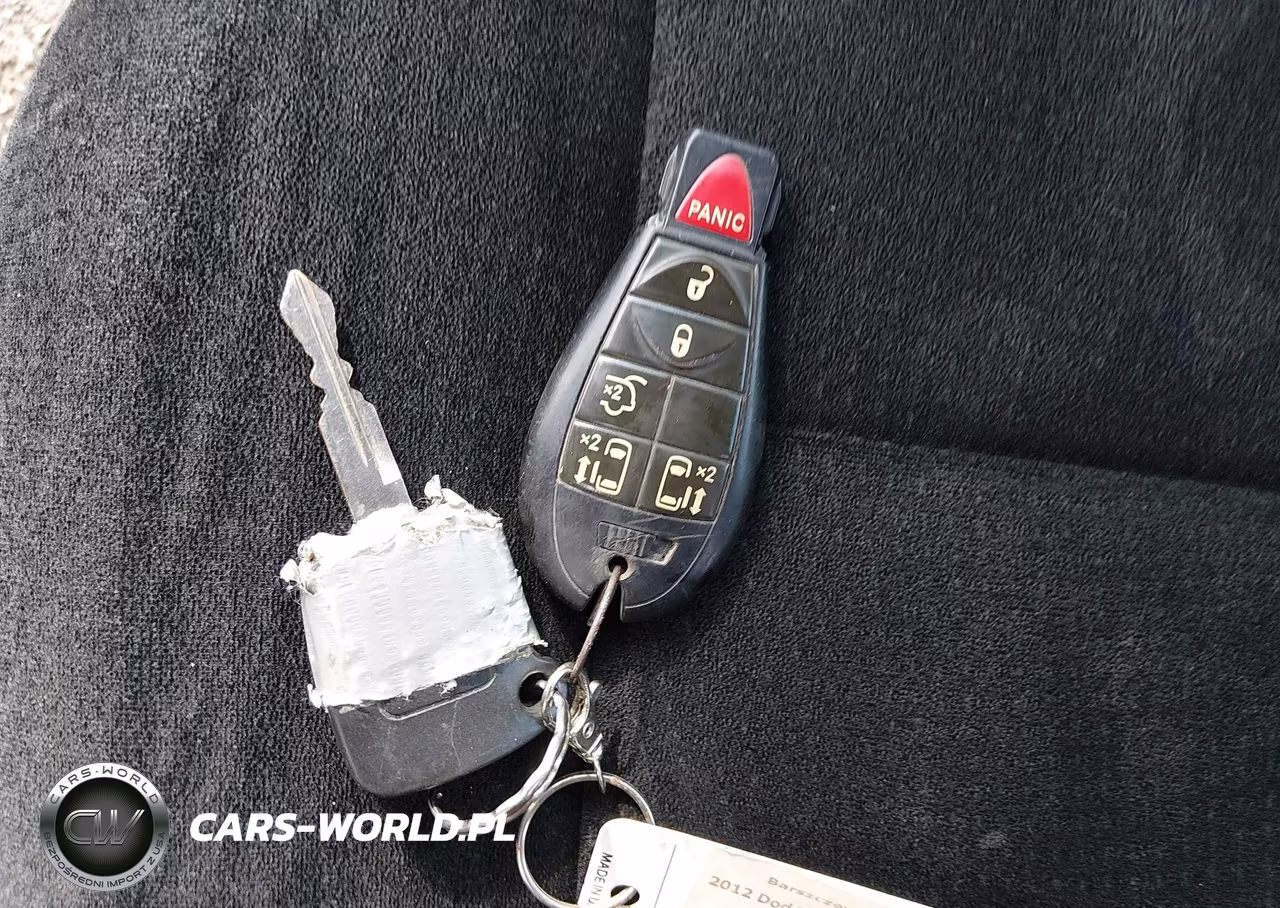 2012 Dodge Grand Caravan Sxt VIN:2C4RDGCG1CR114905 - 11
