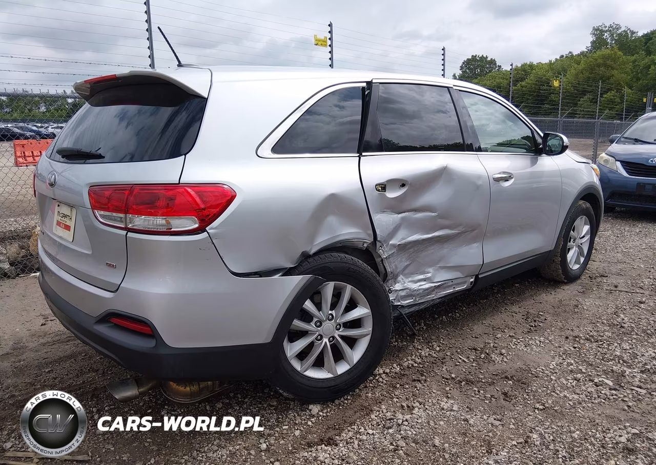 2018 Kia Sorento 2.4L L VIN:5XYPG4A33JG397371 - 4