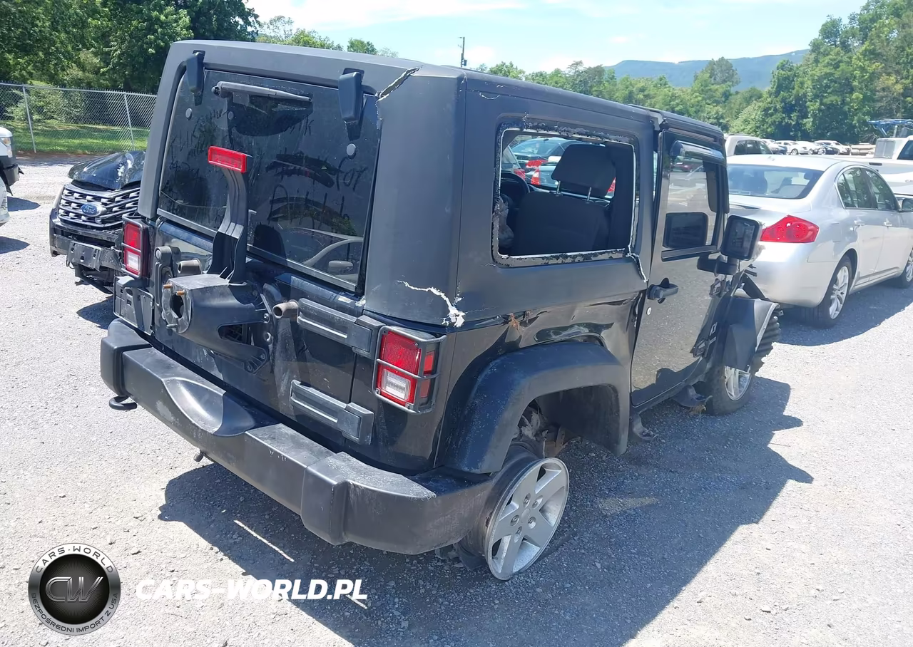2009 Jeep Wrangler X VIN:1J4FA24129L746462 - 4
