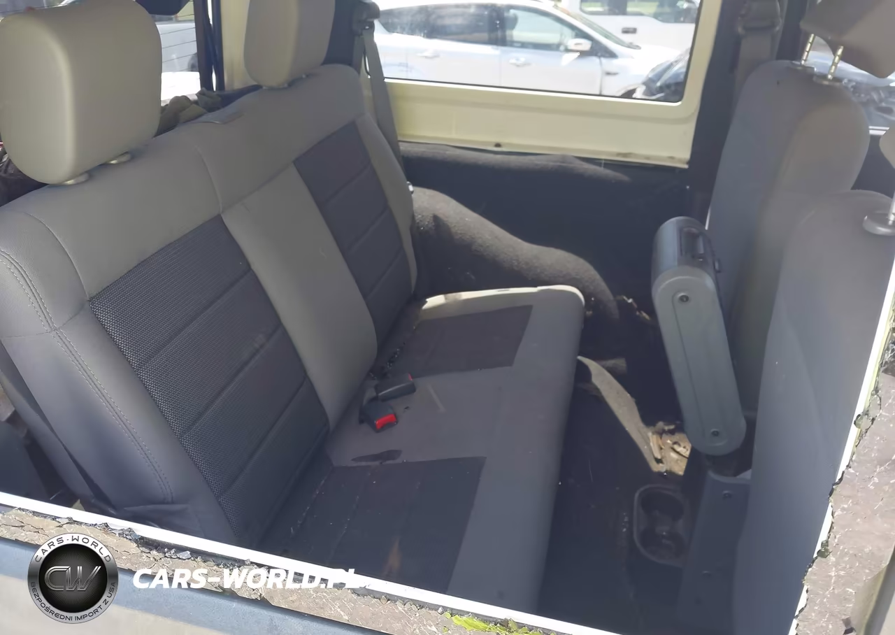 2009 Jeep Wrangler X VIN:1J4FA24129L746462 - 8
