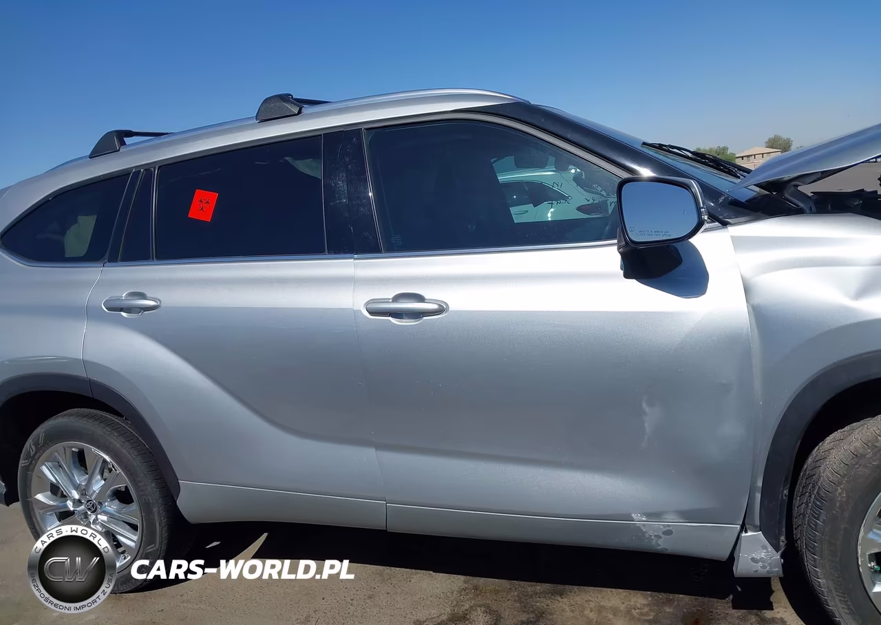 2022 Toyota Highlander Limited VIN:5TDYZRAH1NS091205 - 13