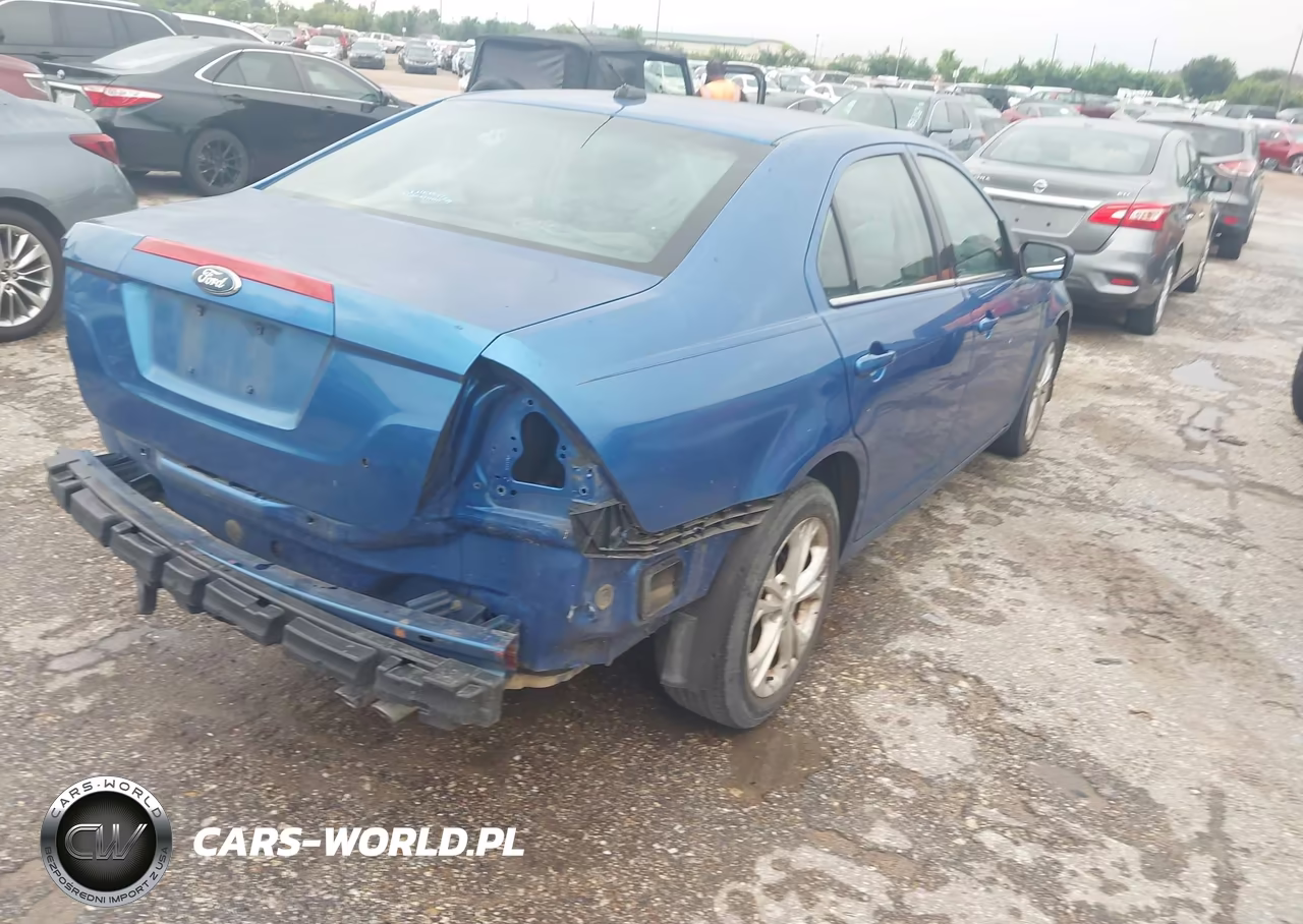 2012 Ford Fusion Se VIN:3FAHP0HA6CR181935 - 4